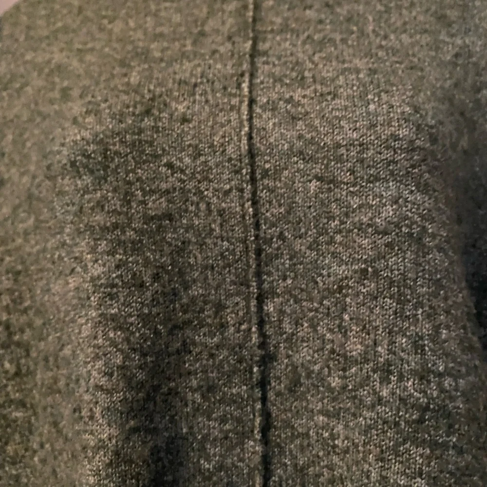 Legendary Outfitters Men's Forest Green Crewneck Sweater